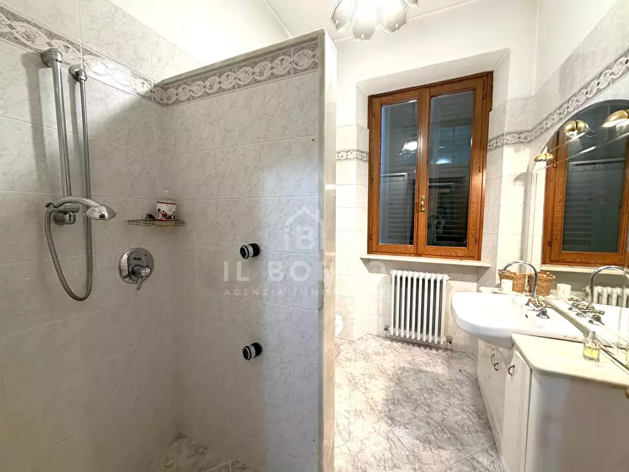 Immagine 24 di Villa in vendita  in Via Giovanni Amendola 12 a Pescia