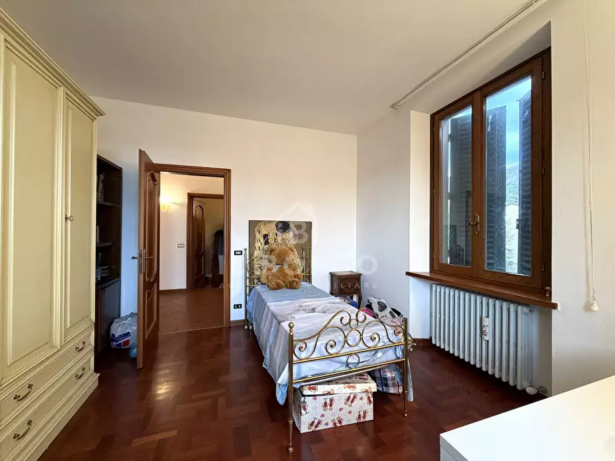 Immagine 9 di Villa in vendita  in Via Giovanni Amendola 12 a Pescia