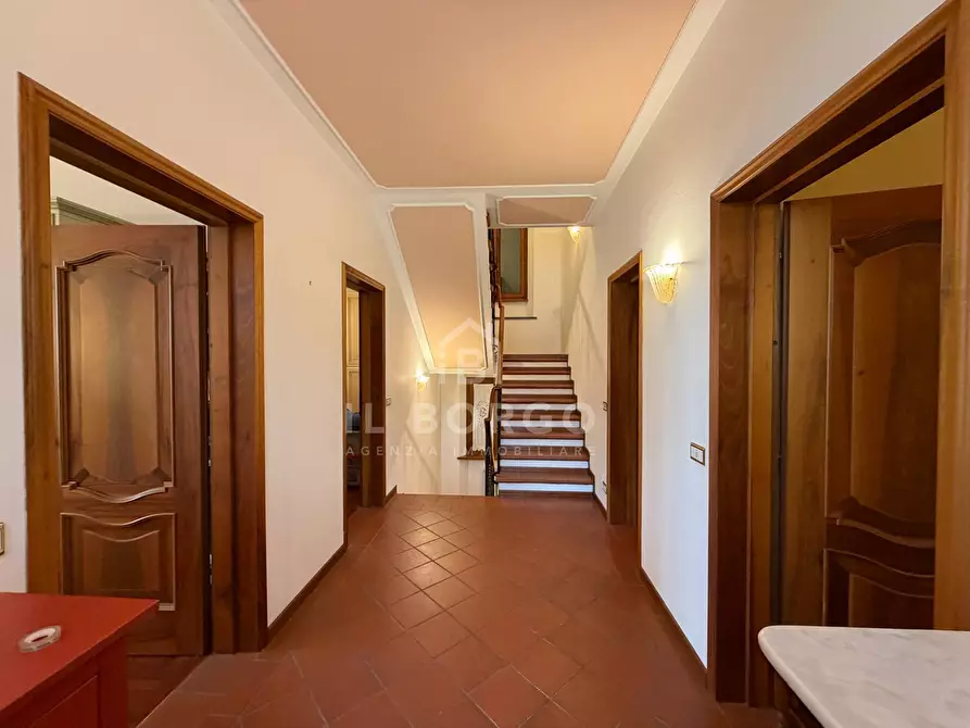 Immagine 31 di Villa in vendita  in Via Giovanni Amendola 12 a Pescia