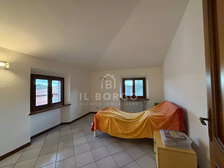 Immagine 22 di Villa in vendita  in Via Giovanni Amendola 12 a Pescia