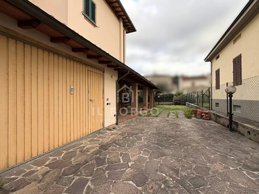 Immagine 12 di Villa in vendita  in Via Giovanni Amendola 12 a Pescia