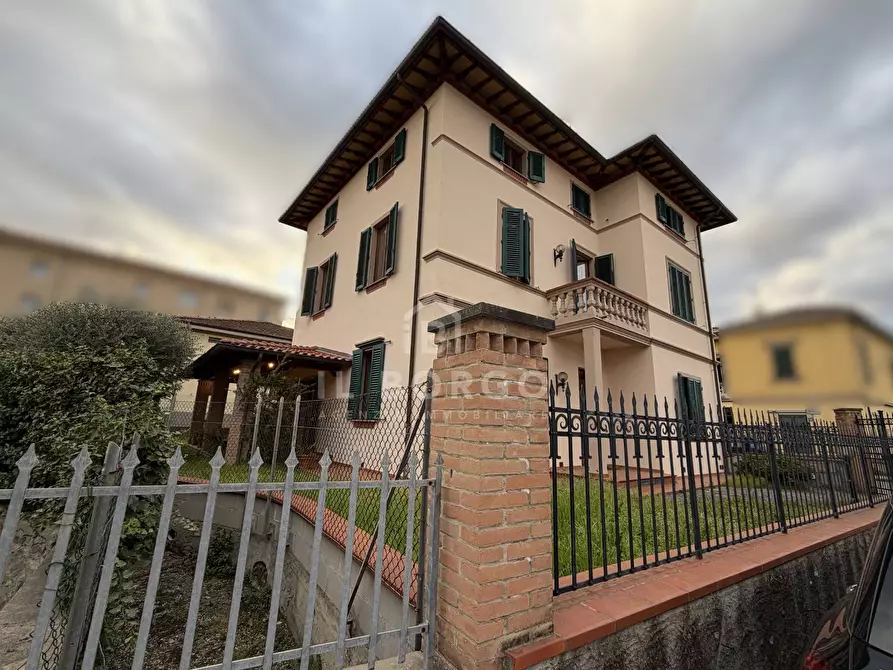 Immagine 36 di Villa in vendita  in Via Giovanni Amendola 12 a Pescia