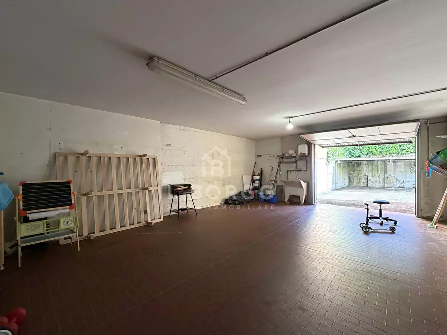 Immagine 3 di Box auto in affitto  in Via 1 a Pescia