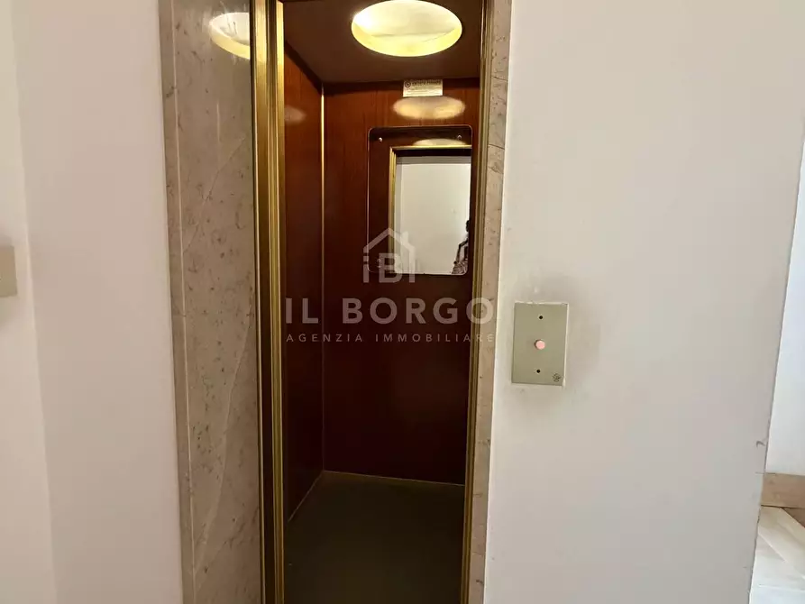 Immagine 19 di Appartamento in vendita  in Via Giovanni Pascolo a Montecatini Terme