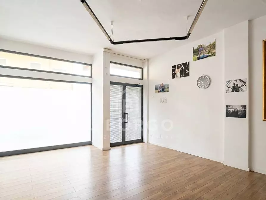 Immagine 9 di Negozio in affitto  in Via di Montecarlo 73 a Pescia