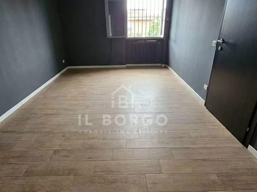 Immagine 11 di Negozio in affitto  in Via di Montecarlo 73 a Pescia