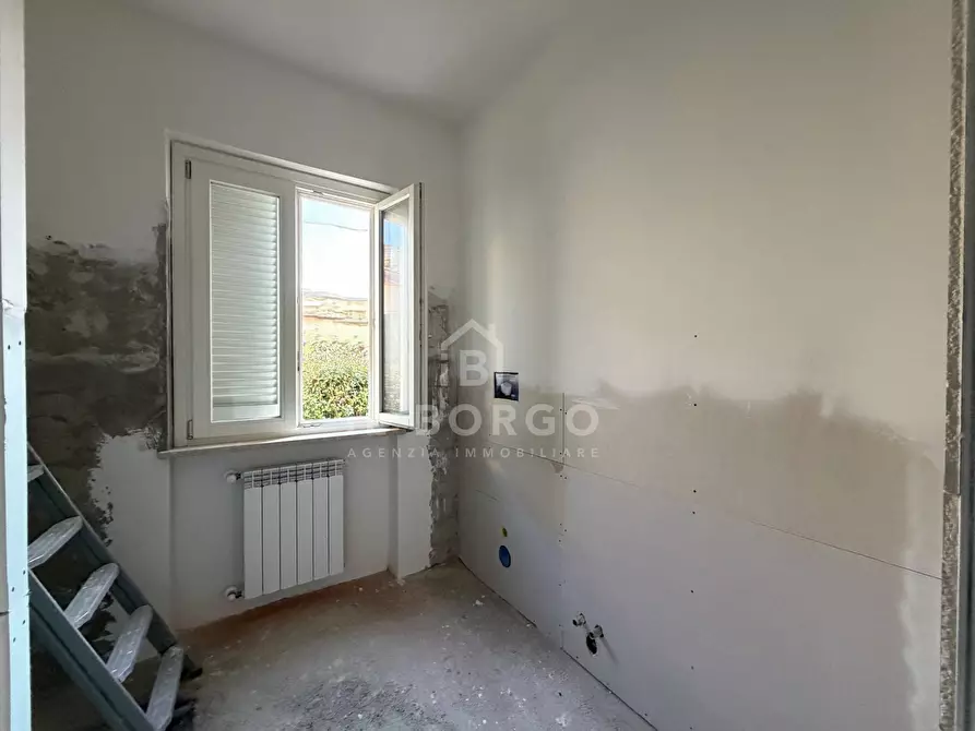 Immagine 11 di Casa indipendente in vendita  in Via Ferdinando Martini a Pescia