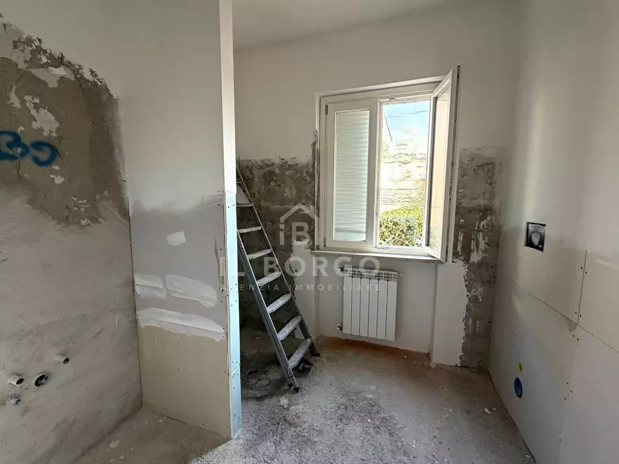Immagine 24 di Casa indipendente in vendita  in Via Ferdinando Martini a Pescia