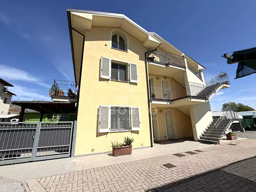 Immagine 1 di Appartamento in vendita  in Via Comunale Romana 11/A a Pescia