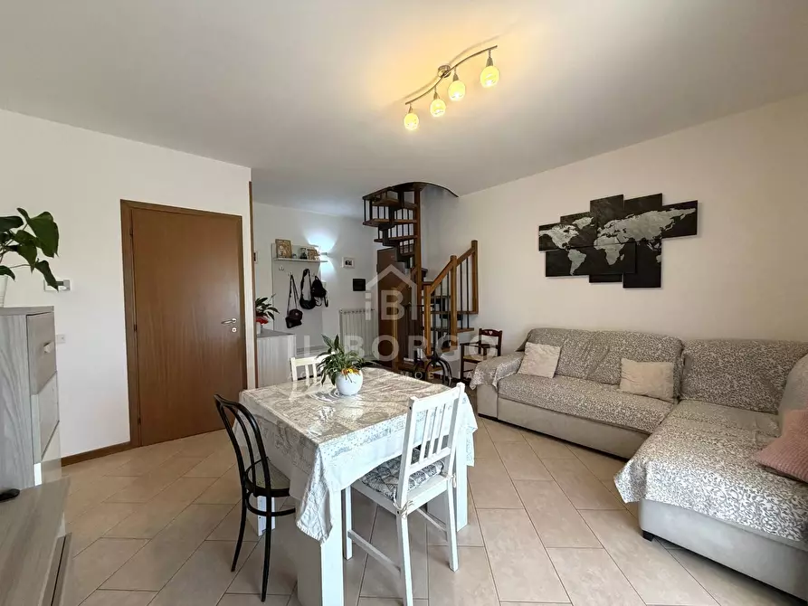 Immagine 3 di Appartamento in vendita  in Via Virgilio Panelli 8 a Ponte Buggianese