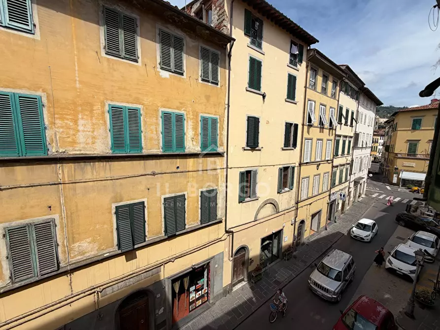Immagine 12 di Appartamento in vendita  in Borgo della Vittoria 19 a Pescia