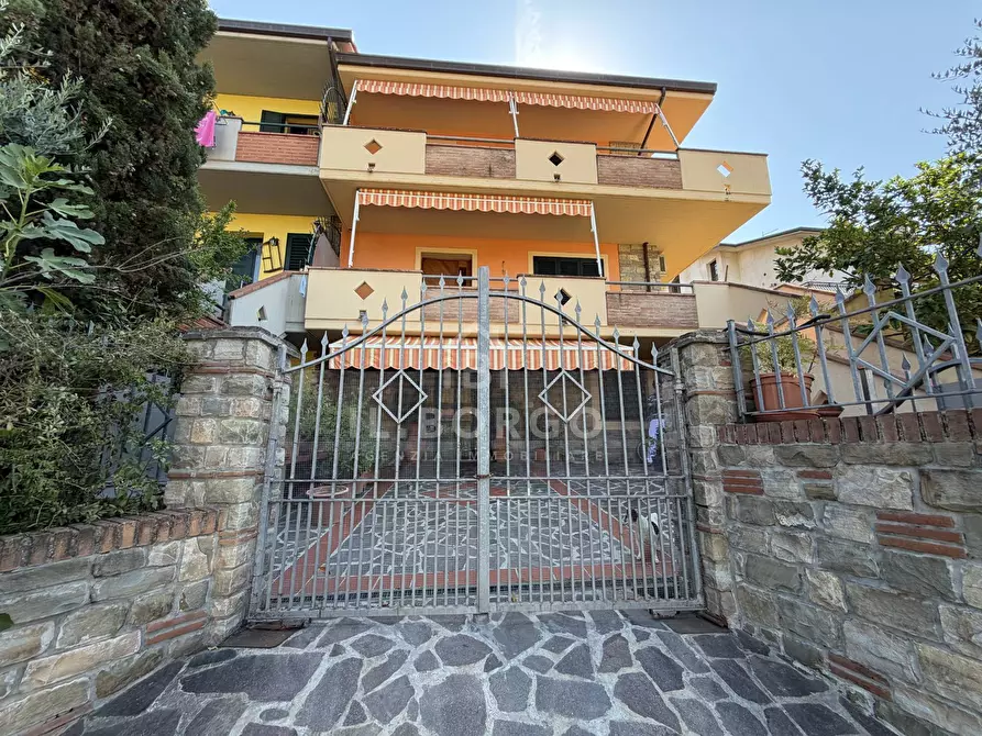 Immagine 2 di Casa indipendente in vendita  in Via dei Gobbi a Monsummano Terme