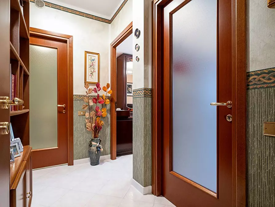 Immagine 11 di Appartamento in vendita  in via Marzabotto 12 a Collegno