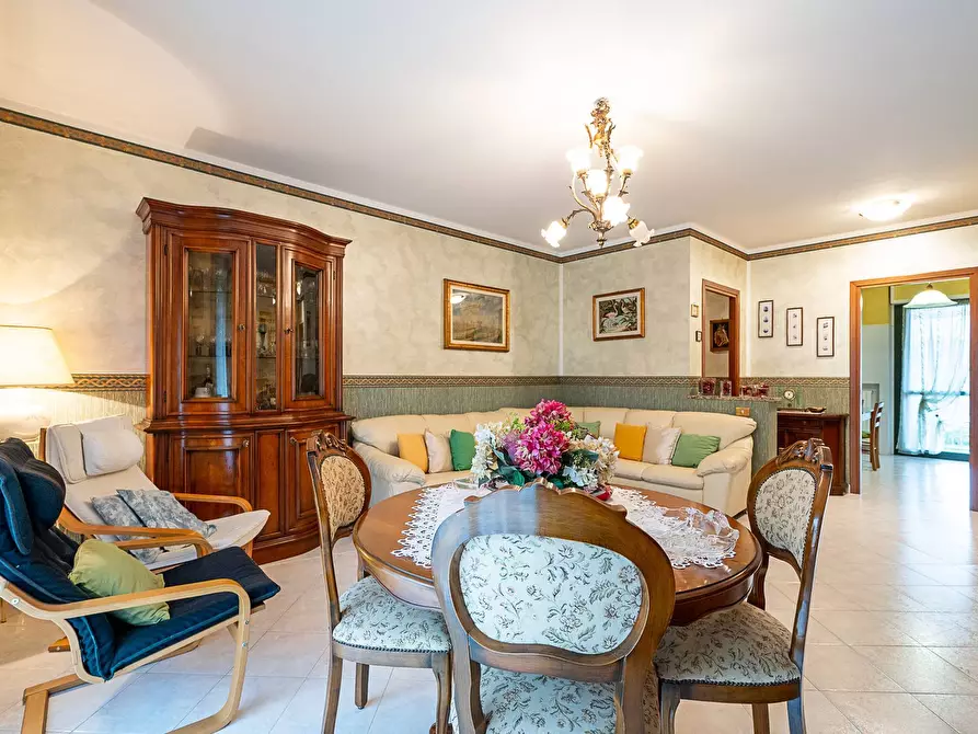 Immagine 8 di Appartamento in vendita  in via Marzabotto 12 a Collegno