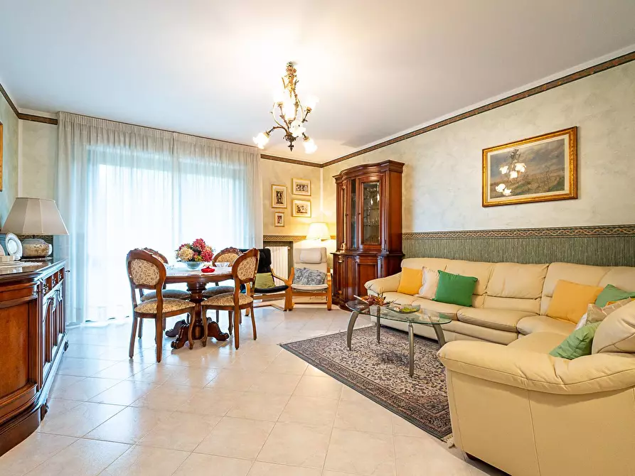 Immagine 6 di Appartamento in vendita  in via Marzabotto 12 a Collegno