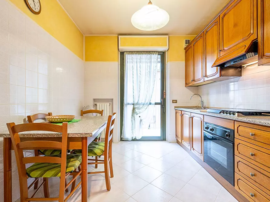 Immagine 9 di Appartamento in vendita  in via Marzabotto 12 a Collegno