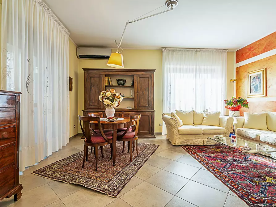 Immagine 4 di Appartamento in vendita  in corso Salvemini 10 a Torino
