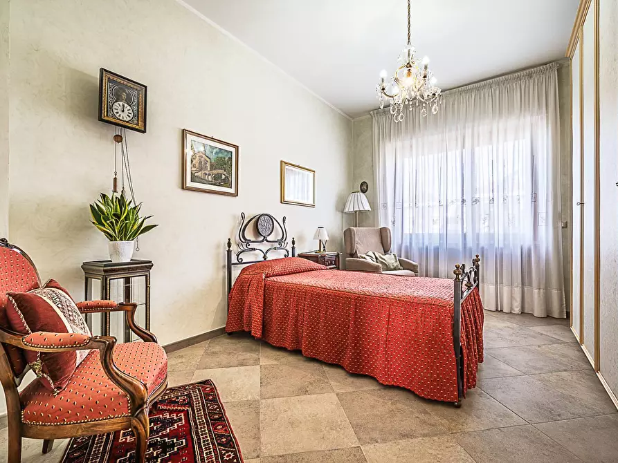 Immagine 12 di Appartamento in vendita  in corso Salvemini 10 a Torino