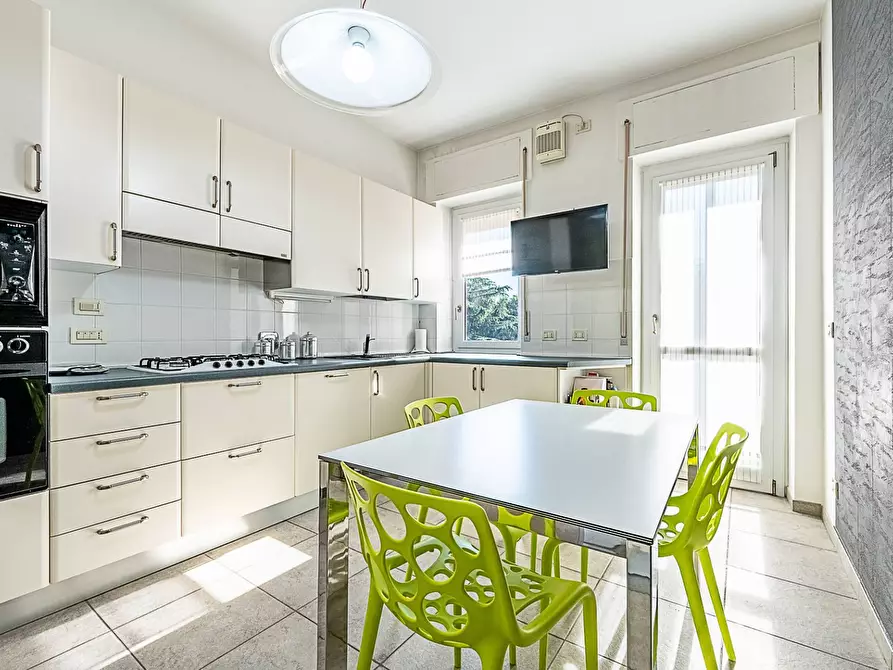 Immagine 9 di Appartamento in vendita  in corso Salvemini 8 a Torino
