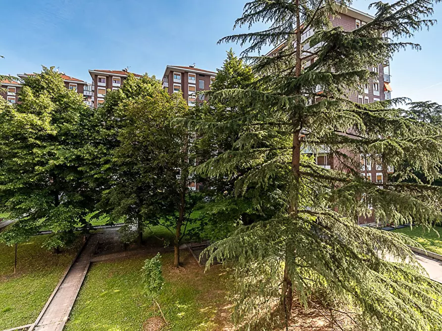 Immagine 30 di Appartamento in vendita  in corso Salvemini 8 a Torino