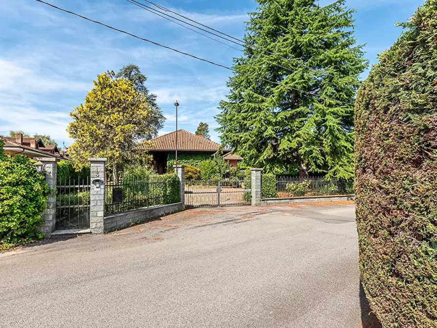 Immagine 1 di Villa in vendita  in via Vietta 3 a Castellamonte