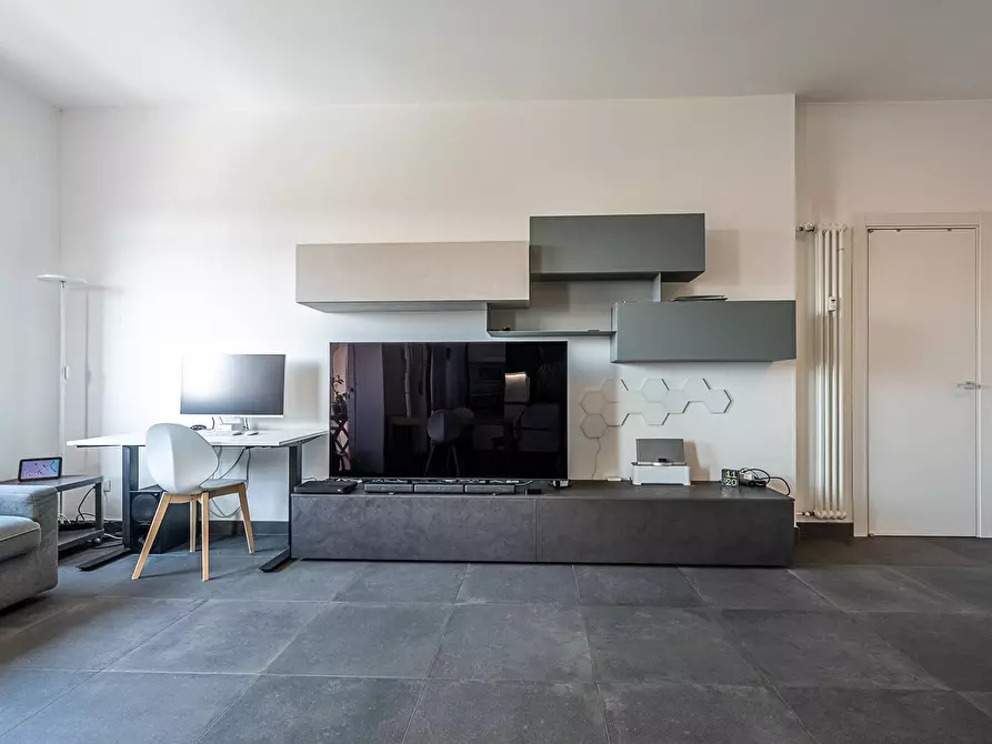 Immagine 13 di Appartamento in vendita  in Via Boston a Torino