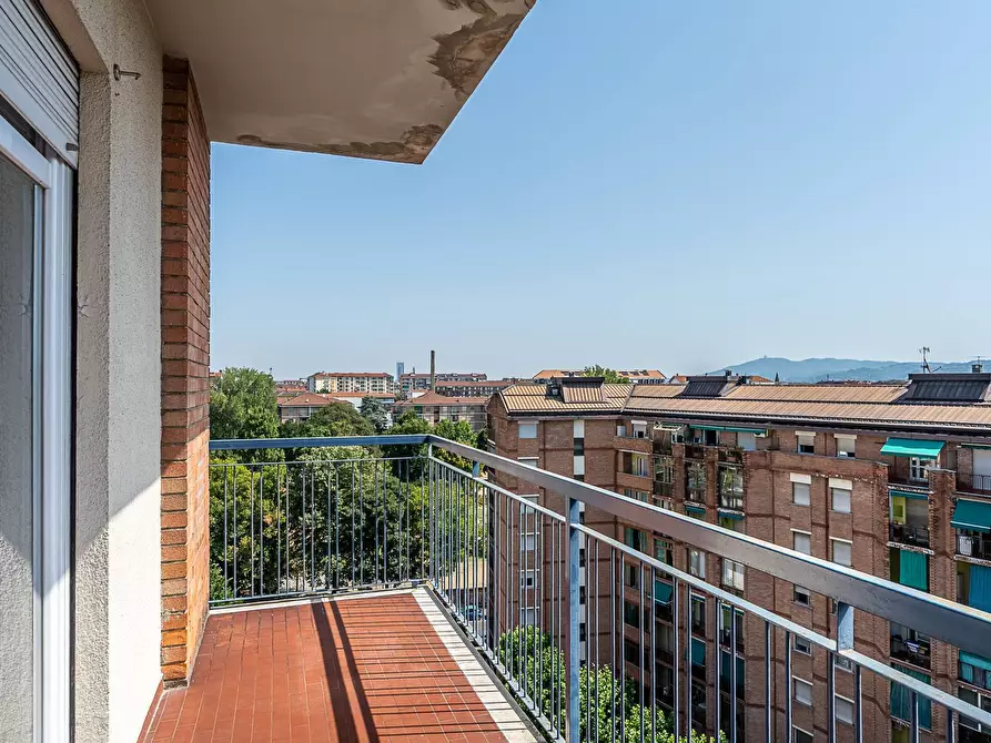 Immagine 27 di Appartamento in vendita  in Via Boston a Torino