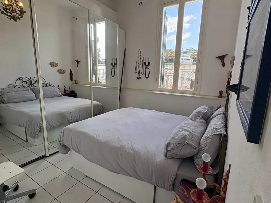 Immagine 12 di Appartamento in vendita  in corso Nazario Sauro 61 a San Remo