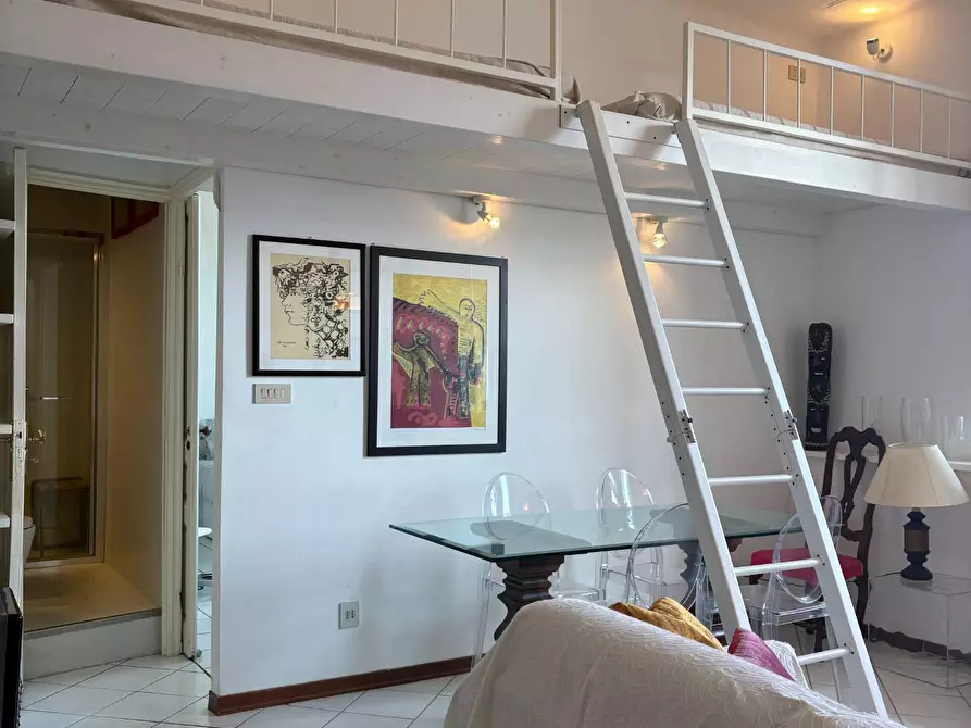 Immagine 18 di Appartamento in vendita  in corso Nazario Sauro 61 a San Remo