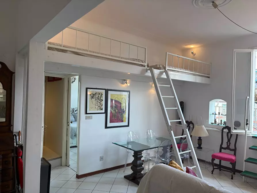 Immagine 16 di Appartamento in vendita  in corso Nazario Sauro 61 a San Remo