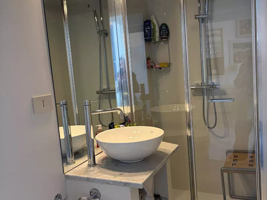 Immagine 19 di Appartamento in vendita  in corso Nazario Sauro 61 a San Remo