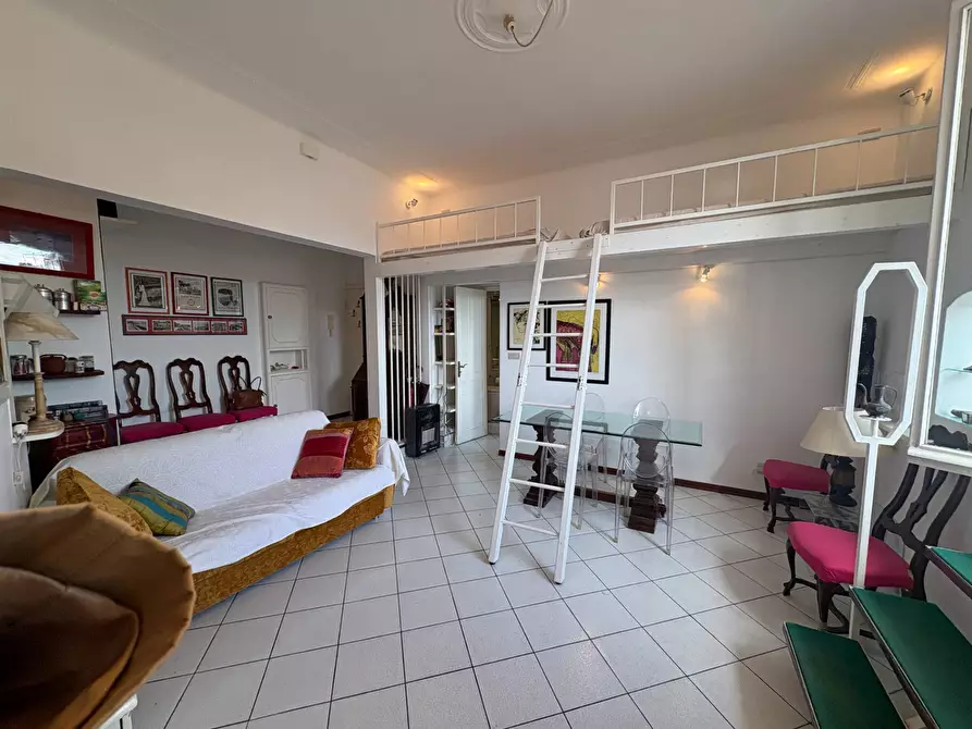 Immagine 6 di Appartamento in vendita  in corso Nazario Sauro 61 a San Remo