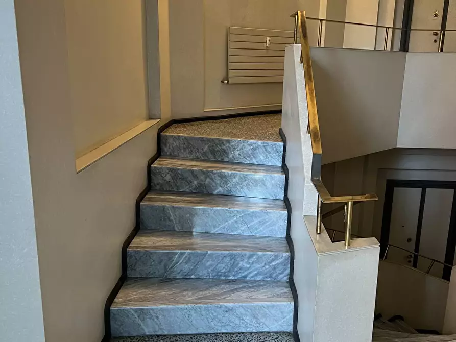 Immagine 6 di Ufficio in affitto  in via Villa 1 a Monza