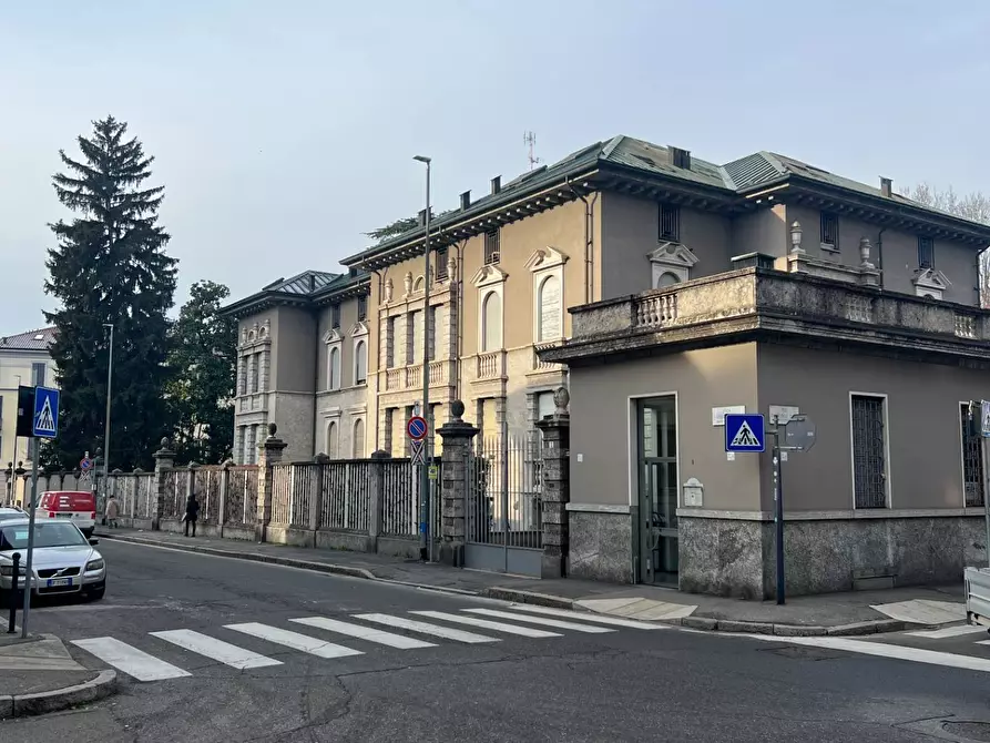 Immagine 16 di Ufficio in affitto  in via Villa 1 a Monza