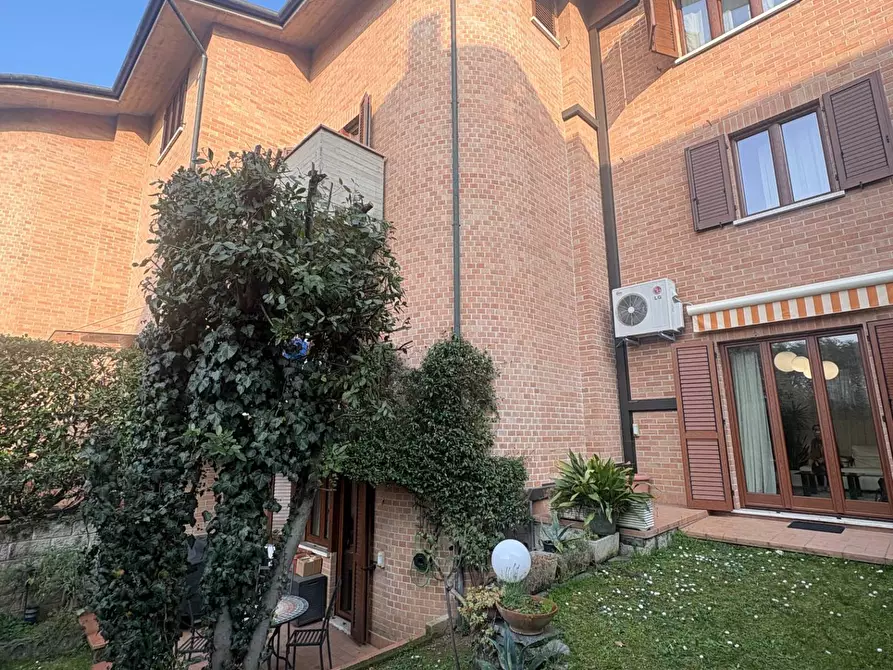 Immagine 1 di Casa semindipendente in vendita  in Via Pacinotti 15 a Lissone