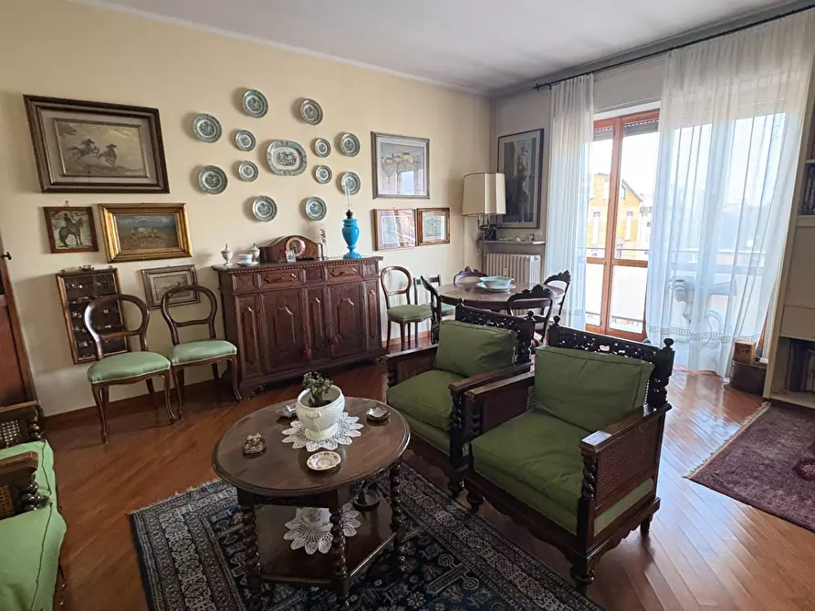 Immagine 2 di Appartamento in vendita  in VIA MONTE BIANCO 17 a Monza