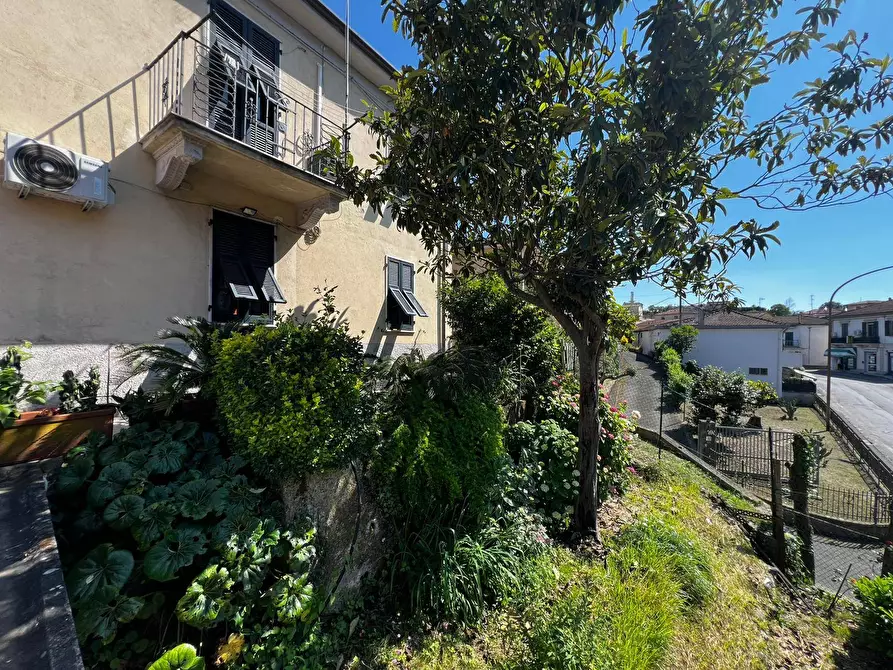 Immagine 25 di Casa semindipendente in vendita  in Via Aurelia 36 a Beverino