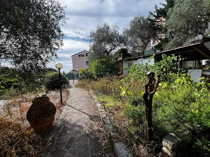 Immagine 7 di Casa semindipendente in vendita  in Via della Lizza 35 a La Spezia