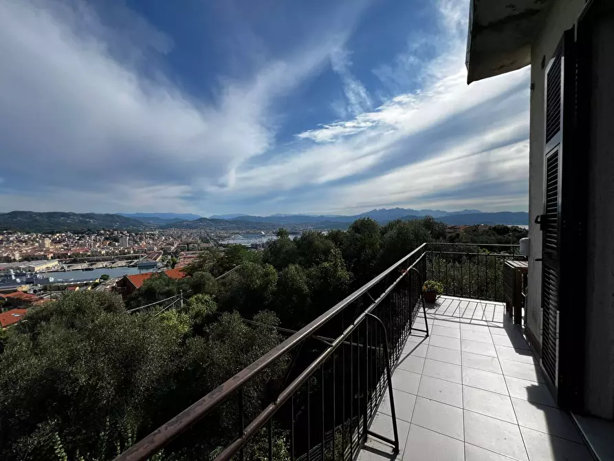 Immagine 22 di Casa semindipendente in vendita  in Via della Lizza 35 a La Spezia