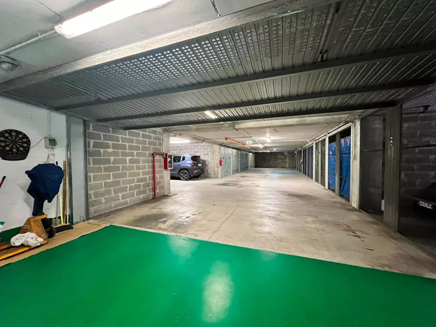 Immagine 4 di Box auto in vendita  in via crispi 113/A a La Spezia