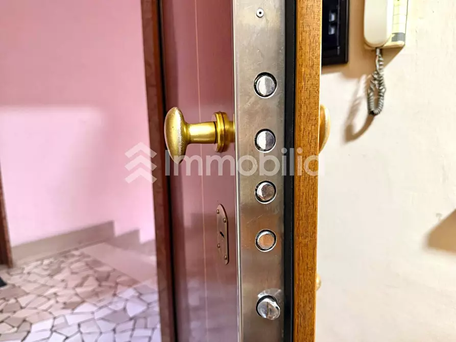 Immagine 19 di Appartamento in vendita  in Via Colombetto a Nichelino