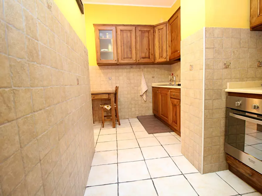 Immagine 10 di Appartamento in vendita  in Via Cimabue 6 a Torino