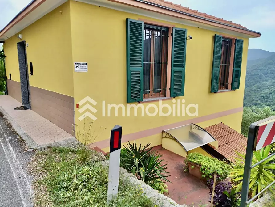 Immagine 5 di Villa in vendita  in FRAZIONE DEGNA 36 a Casanova Lerrone