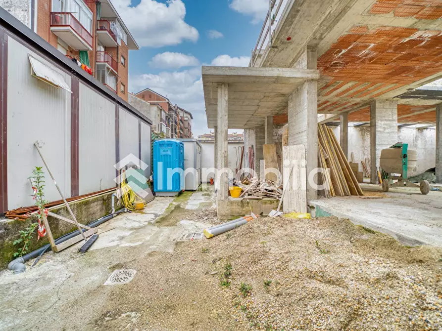 Immagine 23 di Casa indipendente in vendita  in Via Tempio Pausania 39 a Torino
