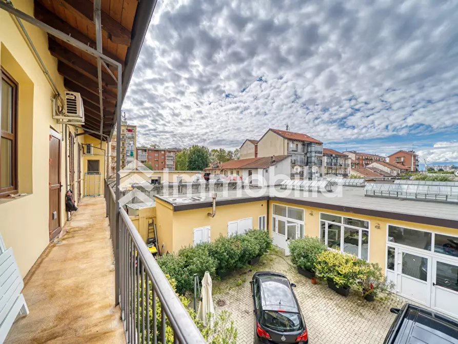Immagine 29 di Casa indipendente in vendita  in Strada Provinciale Di Lanzo 111 a Torino
