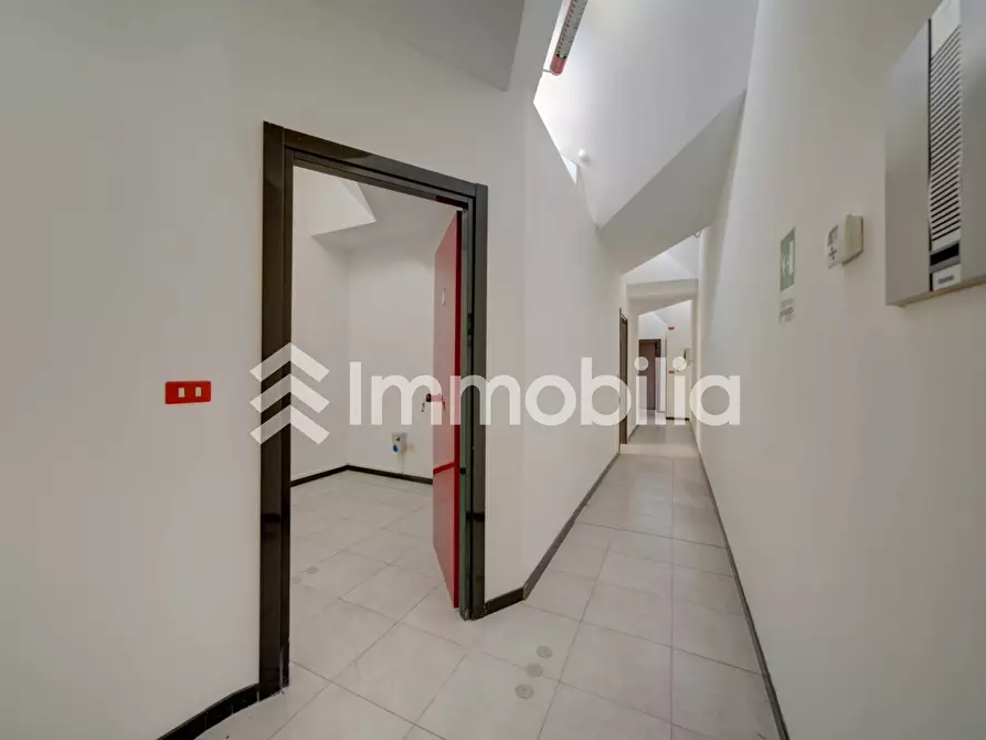 Immagine 13 di Ufficio in vendita  in Via Francesco Millio 41 a Torino