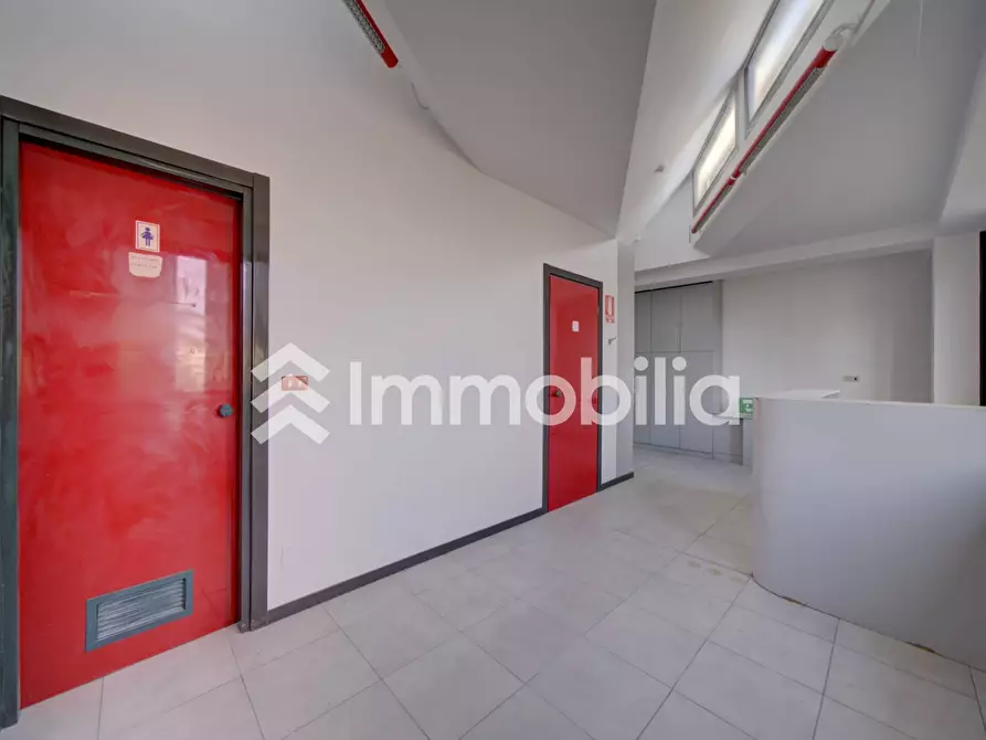 Immagine 22 di Ufficio in vendita  in Via Francesco Millio 41 a Torino