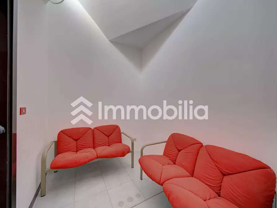 Immagine 24 di Ufficio in vendita  in Via Francesco Millio 41 a Torino