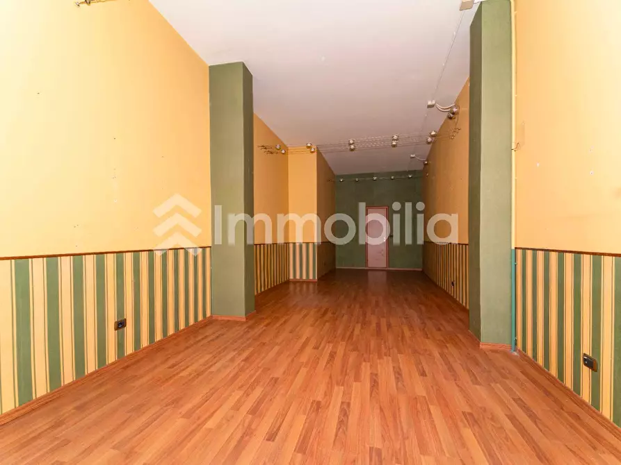 Immagine 9 di Magazzino in vendita  in Piazza Carlo Montanari 145 a Torino