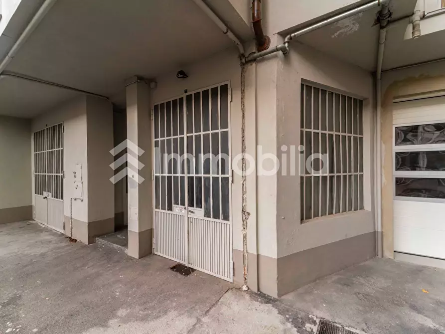 Immagine 19 di Magazzino in vendita  in Piazza Carlo Montanari 145 a Torino